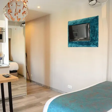 Victor Hugo - Splendid Flat Near Eiffel Tower شقة باريس
